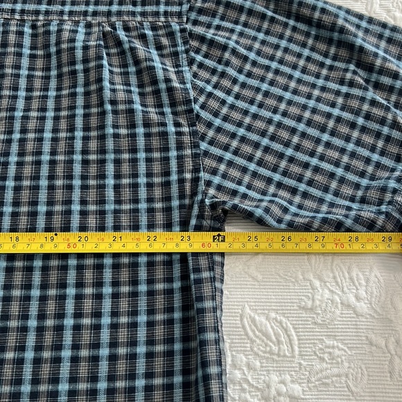 ADDRESS UNKNOWN SHORT SLEEVE BUTTON DOWN MEN’S SHIRT LARGE - Picture 6 of 9